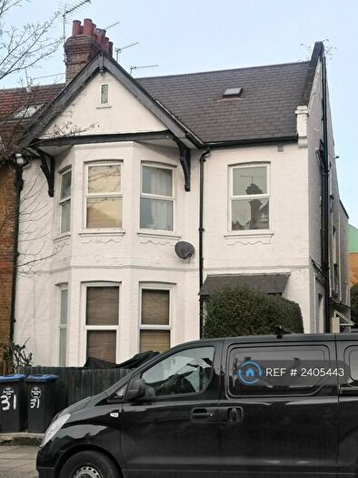 2 Bedroom Flat To Rent In St Pauls Avenue, London, NW2