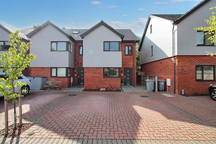 3 Bedroom End Of Terrace House For Sale In Gale Gardens, Aylsham, NR11