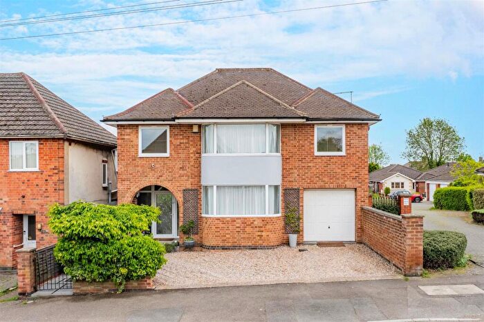 4 Bedroom Detached House For Sale In , Pipers Hill Road, Kettering, NN15