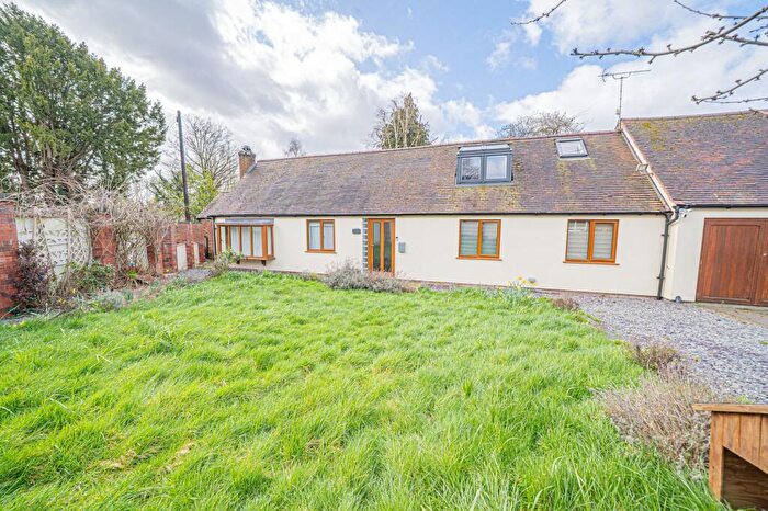 3 Bedroom Barn Conversion For Sale In Coventry Road, Berkswell, CV7