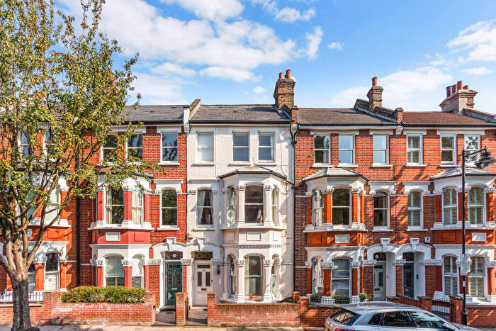 1 Bedroom Flat For Sale In Calabria Road, London, N5