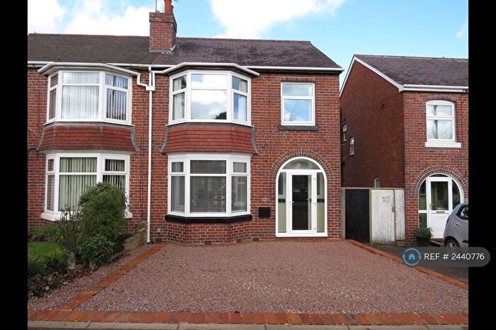 3 Bedroom Semi-Detached House To Rent In Redditch Road, Birmingham, B38