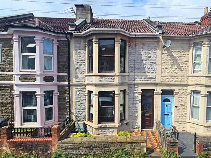 2 Bedroom Terraced House For Sale In Carlyle Road, Greenbank, Bristol, BS5