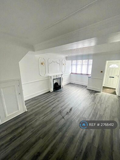 2 Bedroom Terraced House To Rent In Elm Park Avenue, Hornchurch, RM12