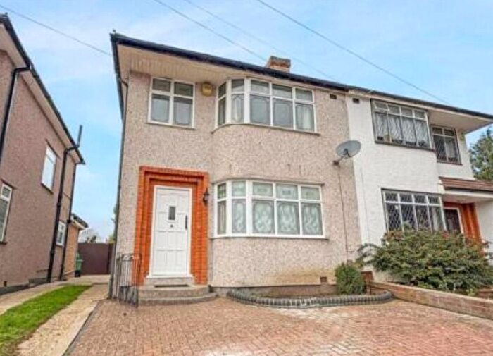 3 Bedroom Semi Detached House To Rent In Lodge Crescent, Orpington, Kent, BR6