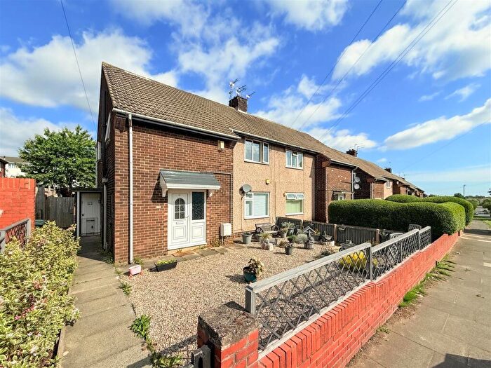 1 Bedroom Flat For Sale In Millford, Leam Lane, Gateshead, NE10