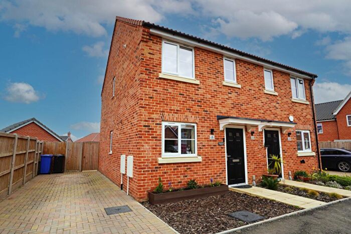 2 Bedroom Semi-Detached House For Sale In Ecclestone Rise, Bungay, NR35