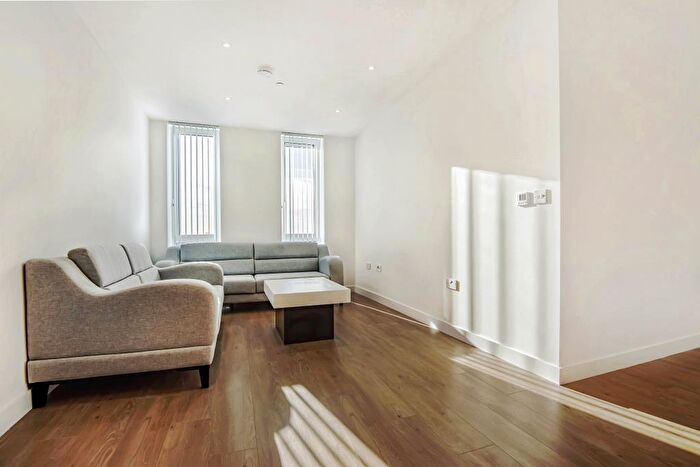 2 Bedroom Apartment To Rent In Royal Winchester House, Bracknell, RG12