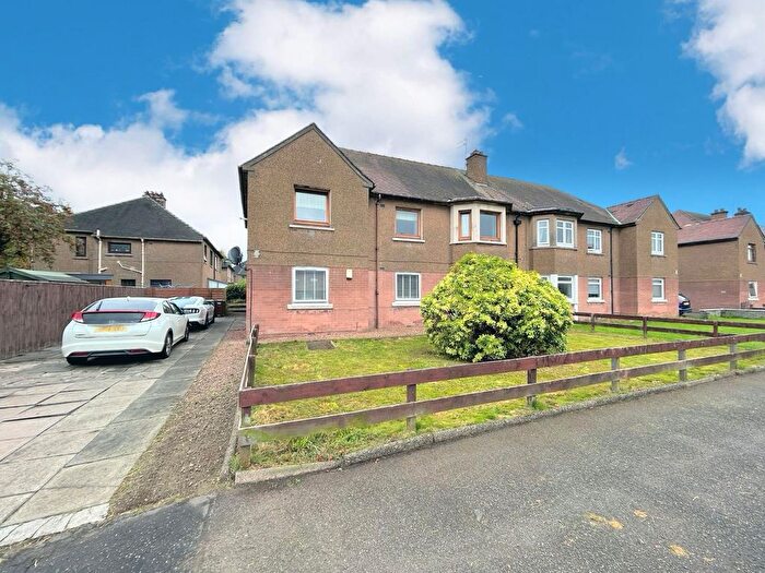 3 Bedroom Flat For Sale In Oswald Avenue, Grangemouth, FK3