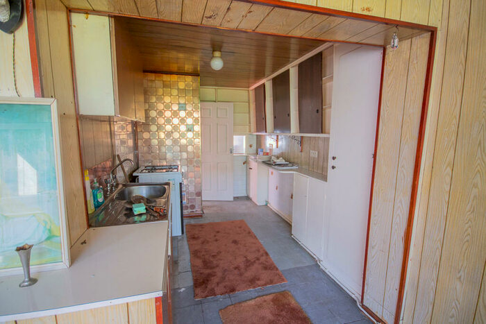 3 Bedroom Chalet For Sale In Iona Close, Sinfin, DE24