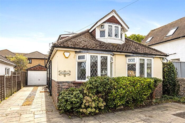 4 Bedroom Detached House For Sale In Culver Road, Lancing, West Sussex, BN15