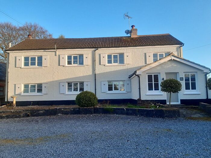 9 Bedroom Detached House For Sale In Crug Y Bar, Llanwrda, Carmarthenshire., SA19
