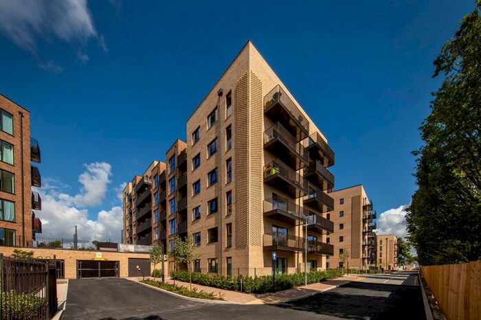 2 Bedroom Flat To Rent In Modin Place, Uxbridge, UB10