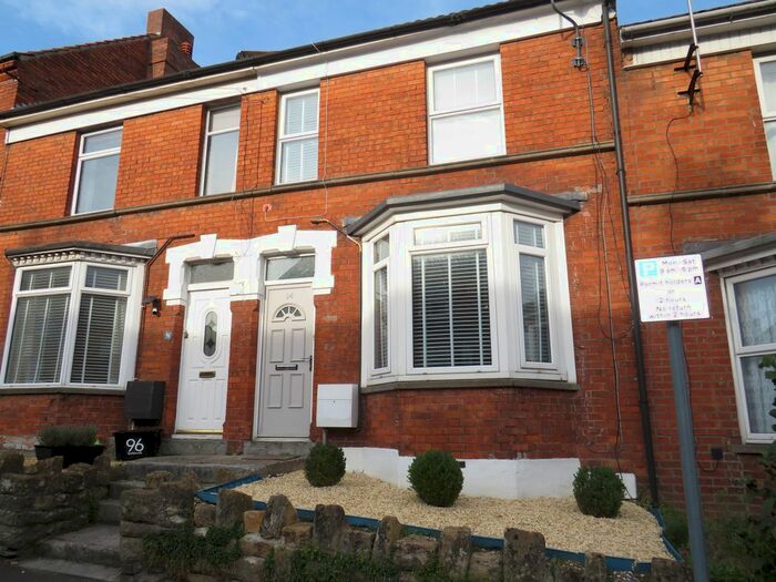 3 Bedroom Terraced House To Rent In Goldcroft, Yeovil, BA21