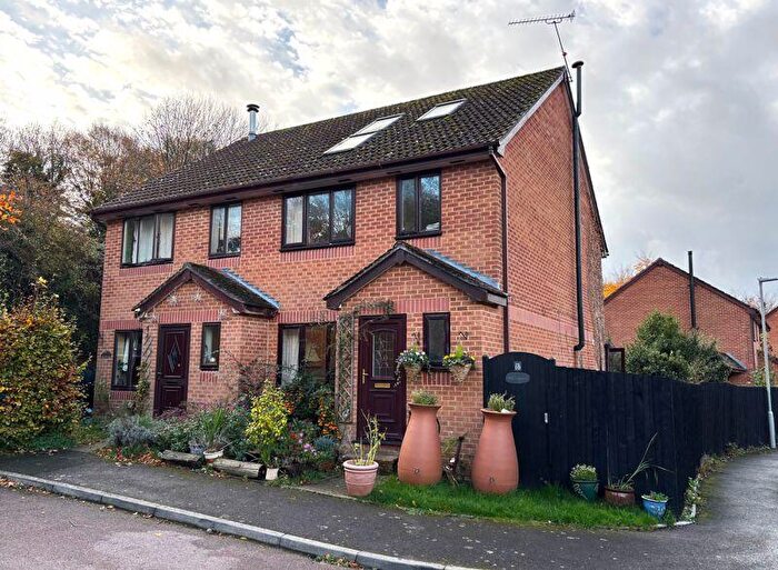 4 Bedroom Semi Detached House For Sale In Town Farm Place, Sixpenny Handley, SP5