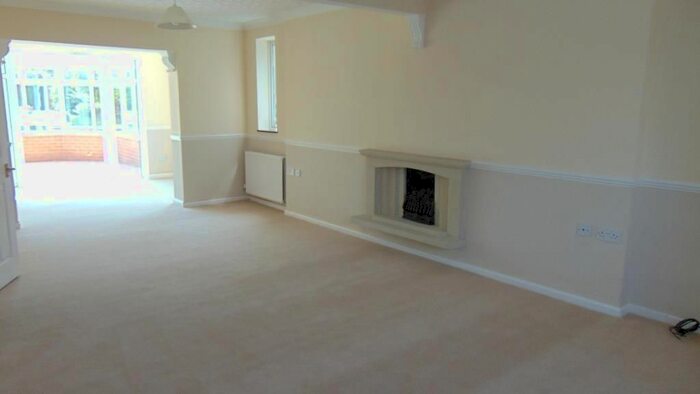 4 Bedroom Detached House To Rent In Carlton Drive, Wigston, LE18