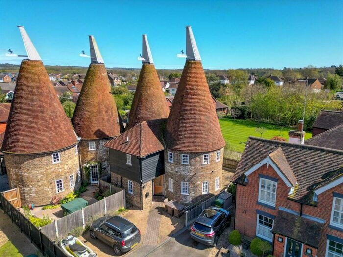4 Bedroom Character Property For Sale In The Green, Bearsted, Maidstone, ME14