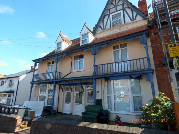 1 Bedroom Ground Flat To Rent In Poplar Avenue, Birmingham, B17