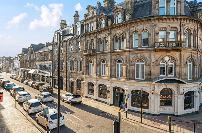 1 Bedroom Flat For Sale In North Eastern Chambers, Station Square, Harrogate, North Yorkshire, HG1