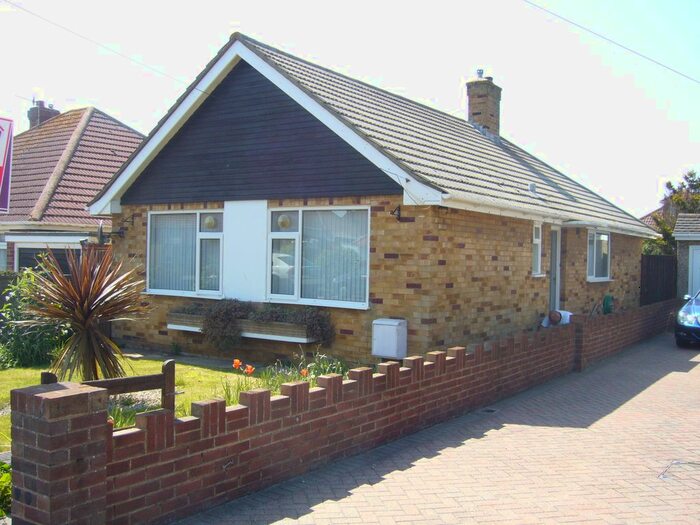2 Bedroom Bungalow To Rent In Capel Avenue, Peacehaven BN10