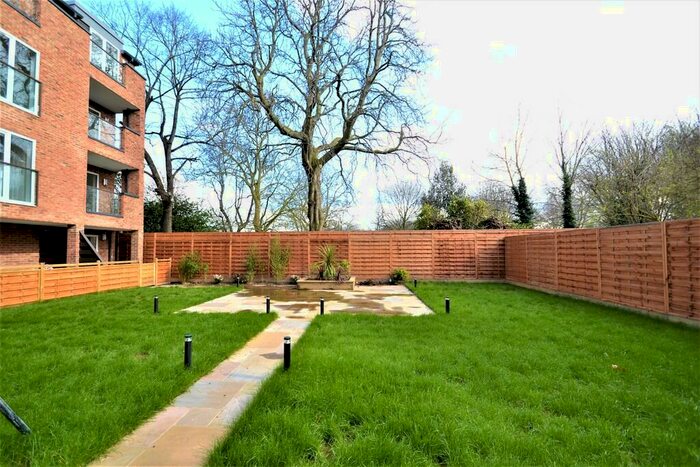 Studio To Rent In Balaam Street, London, E13