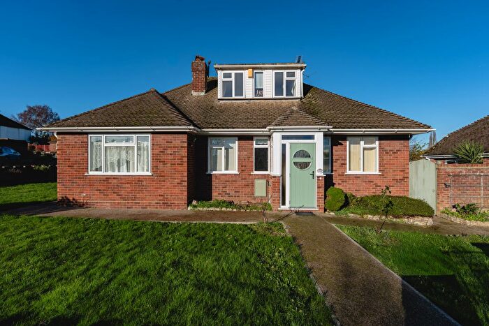 1 Bedroom Detached Bungalow For Sale In Harvey Road, Ashford, TN24