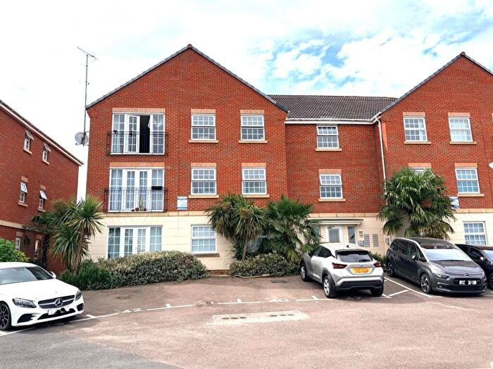 2 Bedroom Apartment For Sale In Birkby Close, Hamilton, LE5