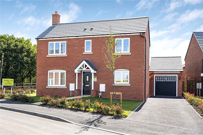 3 Bedroom Detached House For Sale In Shuttington, Tamworth, B79