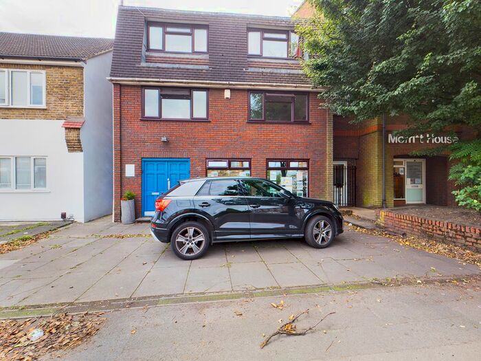 2 Bedroom Flat To Rent In Station Approach, South Ruislip, Ruislip, HA4