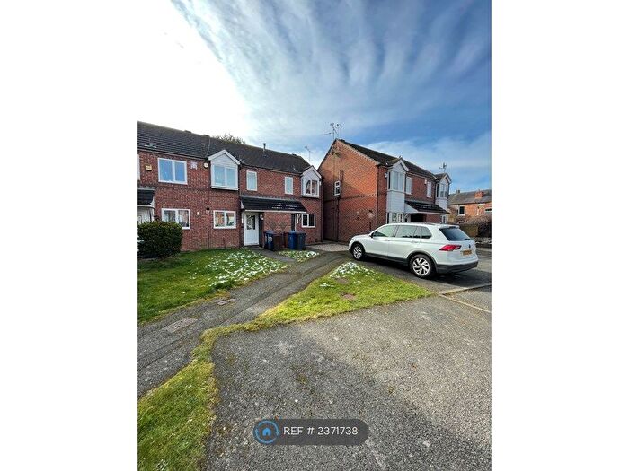 2 Bedroom Terraced House To Rent In Derventio Close, Derby, DE1