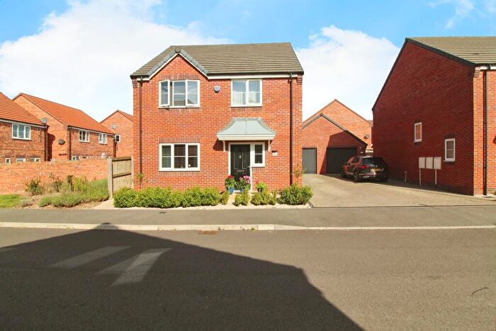 4 Bedroom Detached House For Sale In Michaelwood Way, Bolsover, Chesterfield, S44