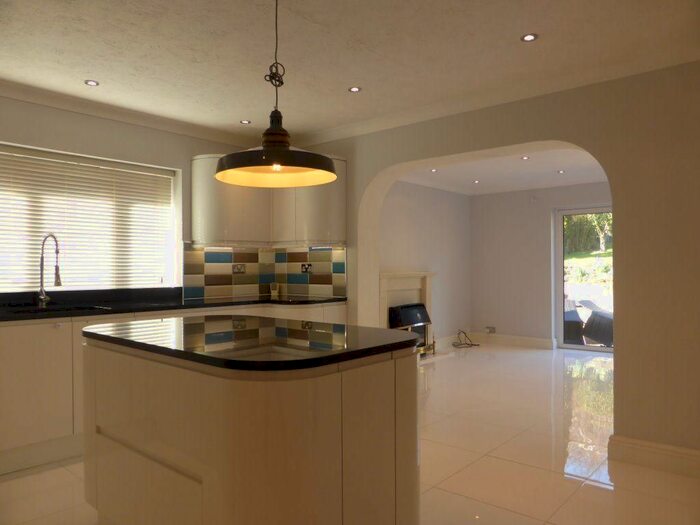 4 Bedroom Bungalow To Rent In Sandringham Drive, BN3