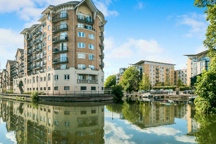 2 Bedroom Flat To Rent In Blakes Quay, Reading, RG1