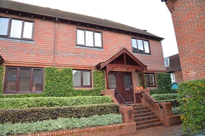 2 Bedroom House To Rent In Borelli Mews, Farnham, GU9
