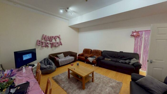 10 Bedroom Terraced House To Rent In Waterloo Road, NG7