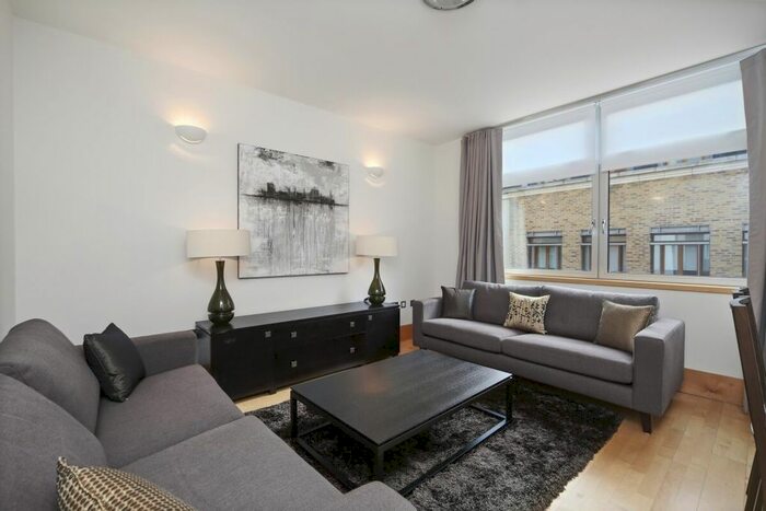 2 Bedroom Flat To Rent In Portman Street, London, W1H