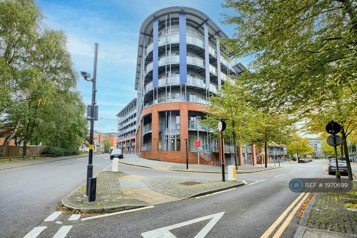 2 Bedroom Flat To Rent In Wheeleys Lane, Birmingham, B15