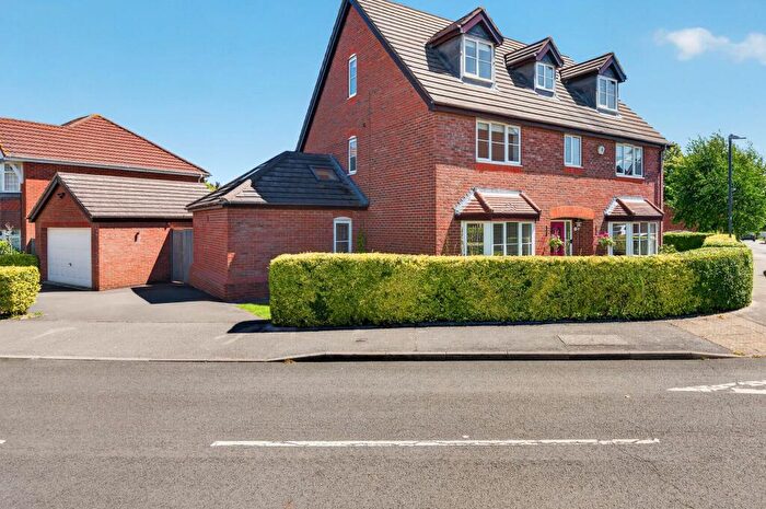 6 Bedroom Detached House For Sale In Lady Grey Avenue, Heathcote, CV34