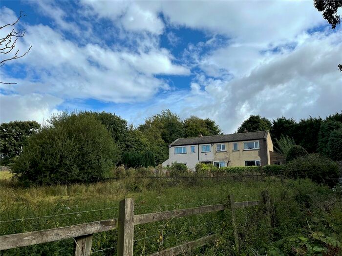 3 Bedroom Semi-Detached House For Sale In Rowarth, High Peak, SK22