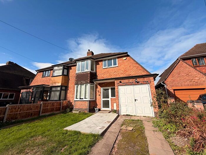 3 Bedroom Semi-Detached House To Rent In Green Lane, Castle Bromwich, B36