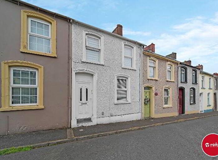 3 Bedroom Extended Mid-terraces For Sale In Mary Street, Derry, BT48