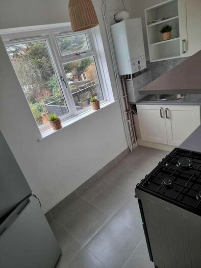 2 Bedroom Flat To Rent In Streatham Vale, Streatham Vale, SW16