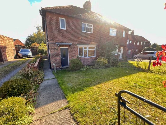 3 Bedroom Semi-Detached House To Rent In Elmcroft, Oxton, NG25