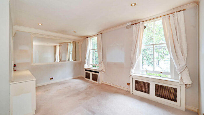 2 Bedroom Apartment For Sale In Westgate Terrace, London, SW10