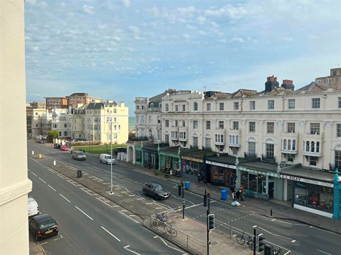 2 Bedroom Apartment To Rent In St Catherines Terrace, Hove, BN3
