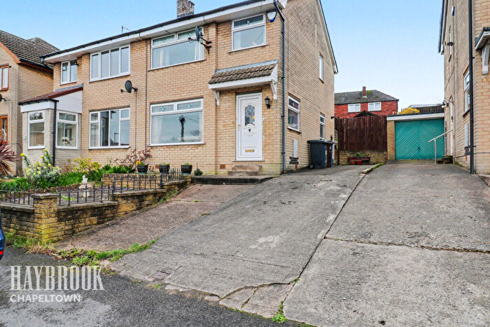 3 Bedroom Semi-Detached House For Sale In Tunwell Greave, Sheffield, S5