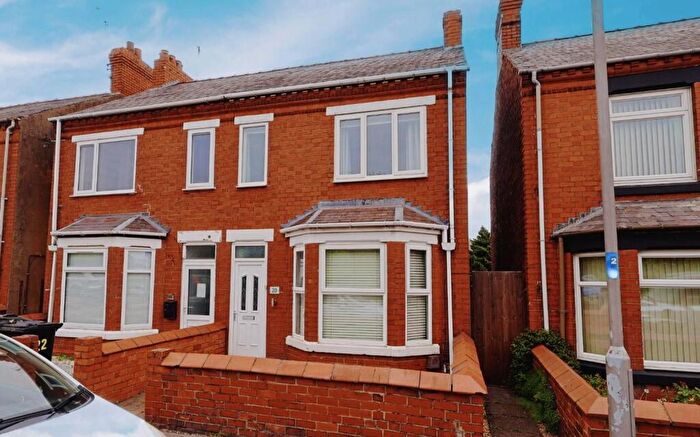 3 Bedroom Terraced House For Sale In New Road, Wrexham, LL11