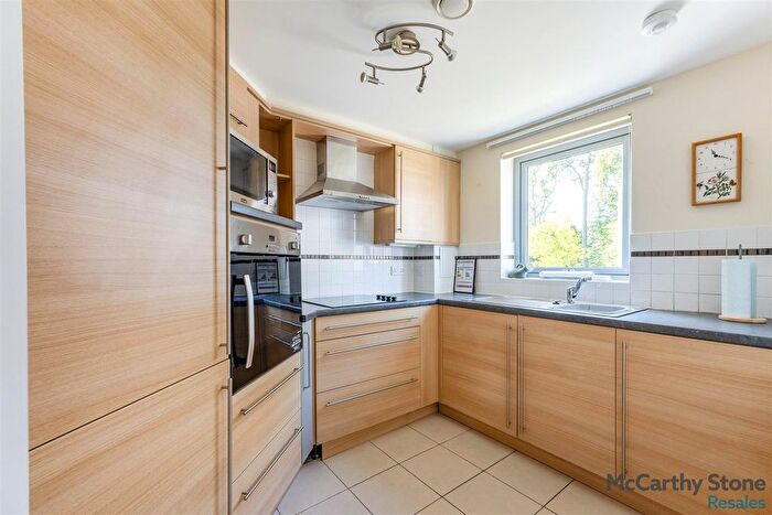 1 Bedroom Flat For Sale In Florence Court, North Deeside Road, Aberdeen, AB15
