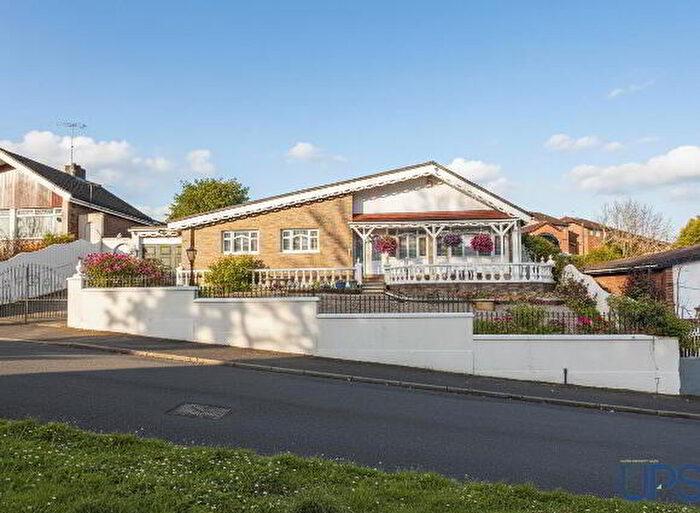3 Bedroom Detached Bungalows For Sale In Glengoland Park, Belfast, BT17