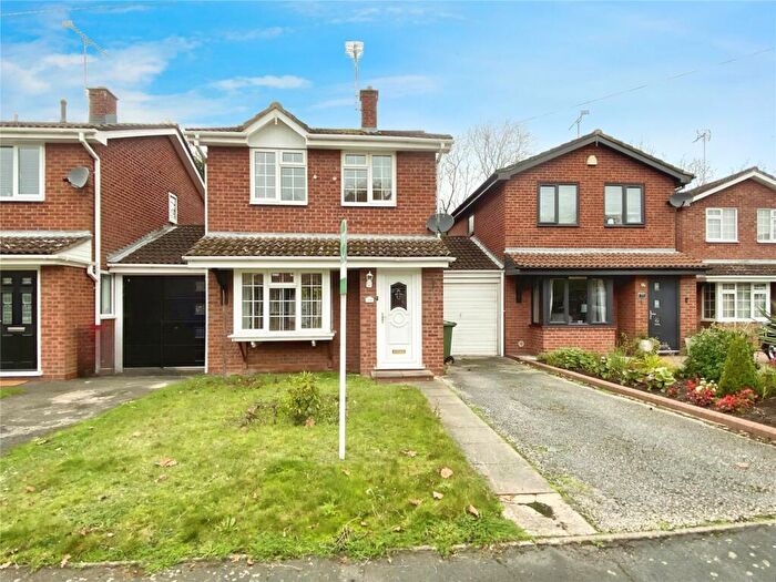 3 Bedroom Link Detached House For Sale In Spinney Close, Arley, Coventry, Warwickshire, CV7